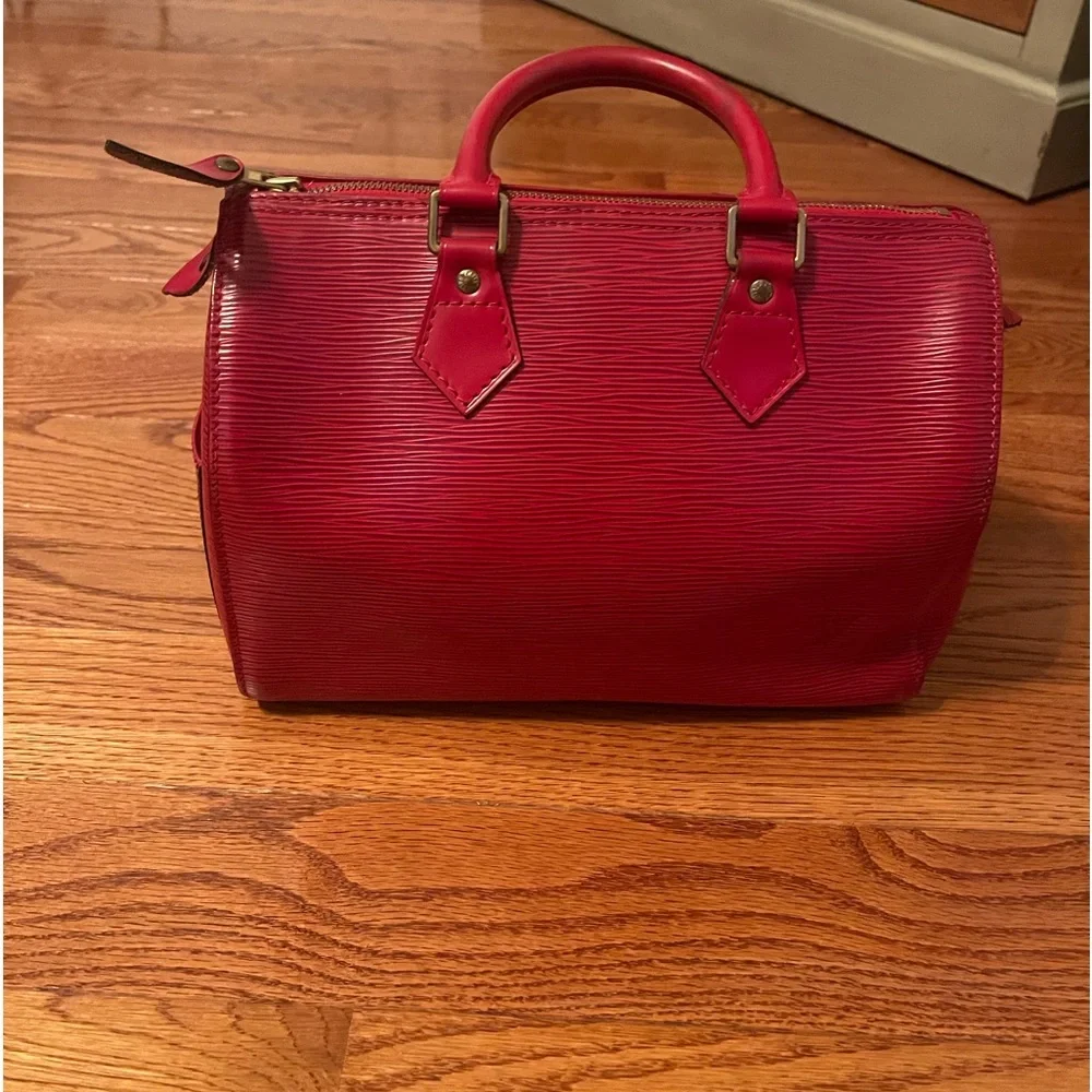 Vintage Louis Vuitton Red EPI‎ Speedy 25